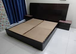 King size bed