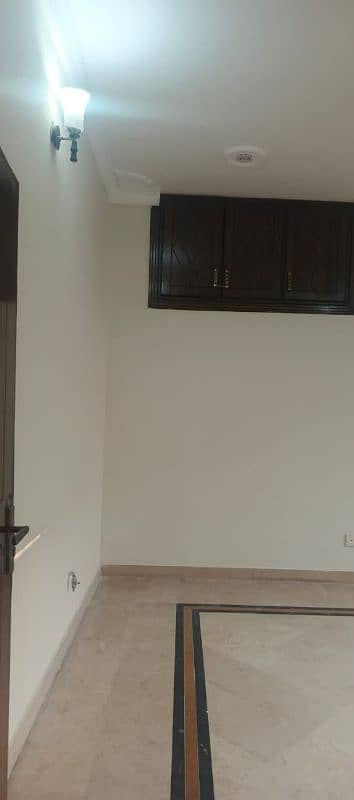 Ground floor with basement hall for rent in I-14/1, corner house. 3