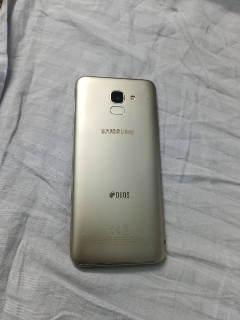 Samsung Mobile J6 1