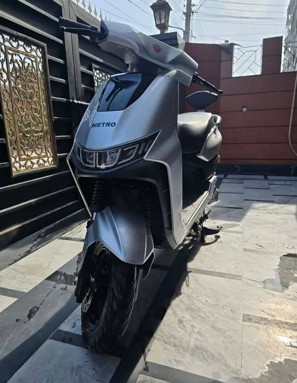 METRO T9 ELECTRIC BIKE Almost not used 2