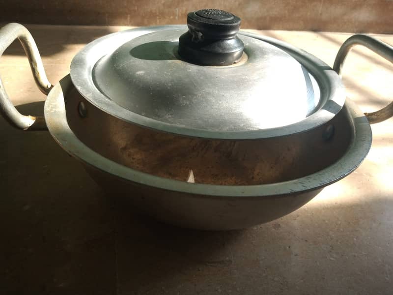 Silver Karahi and other kitchen items 13