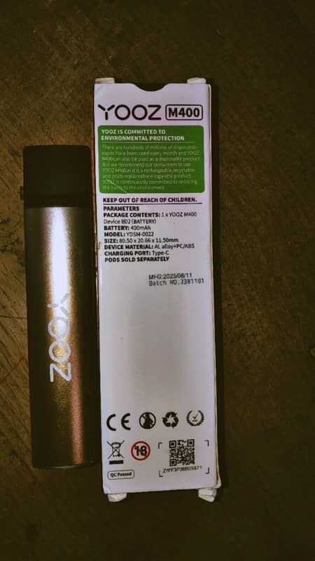 YOOZ (M-400) VAPE DEVICE 2