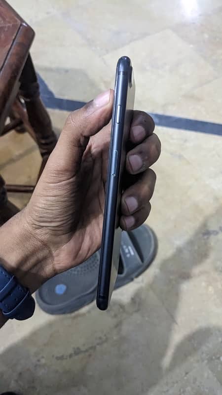 iphone 7+ 128gb PTA APPROVED PRICE IS FINAL NO NEGOTIATION 1