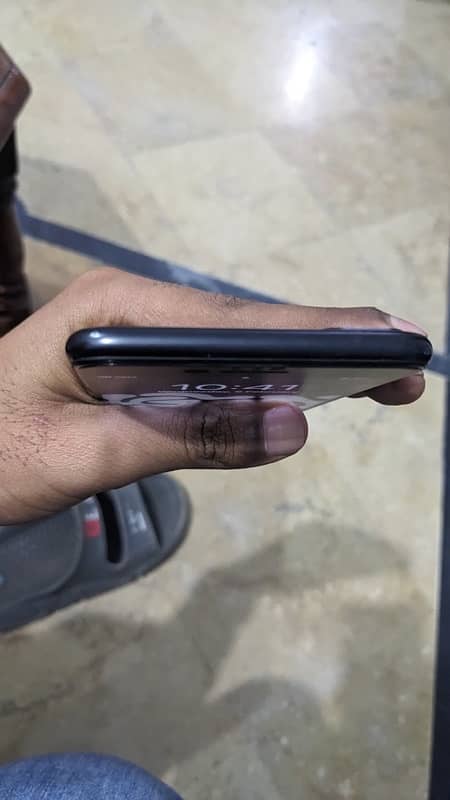 iphone 7+ 128gb PTA APPROVED PRICE IS FINAL NO NEGOTIATION 4