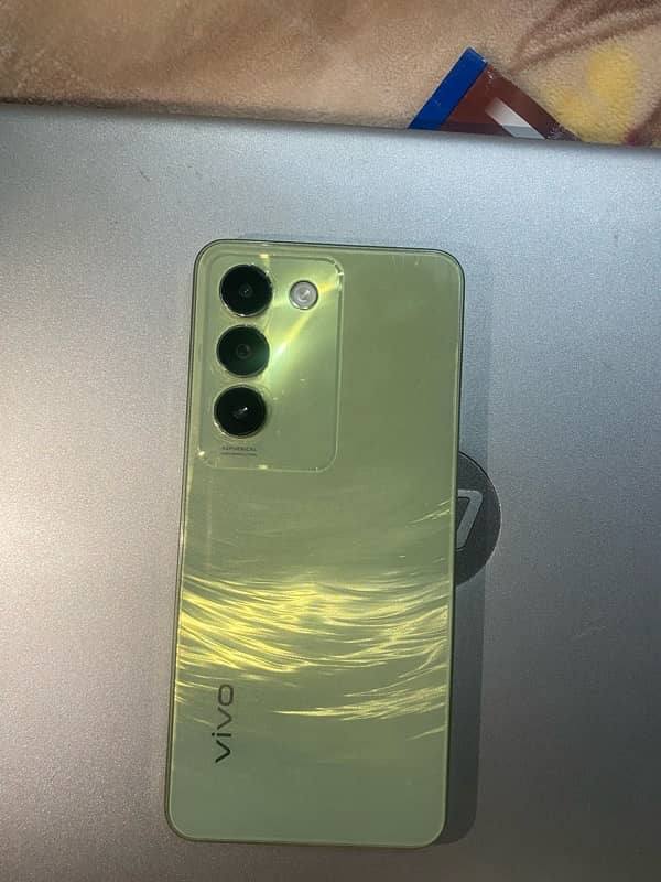 vivo Y100 0