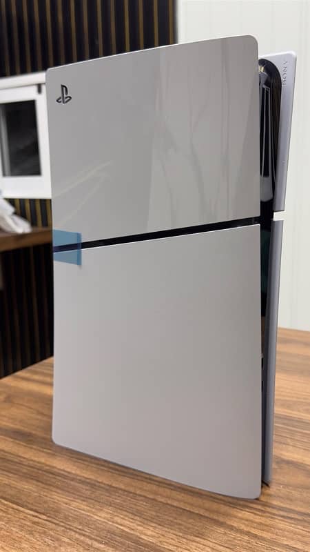 PS5 Slim Disk Edition 1TB Brand New #WA923554980116 4