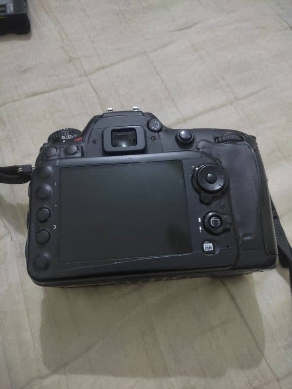 Nikon D7100 Camera With Two 70/300 lens 0