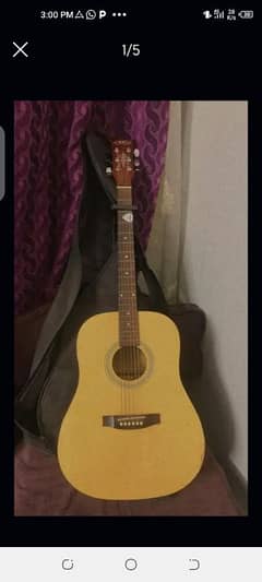 YAMAHA ACOUSTIC GUITAR