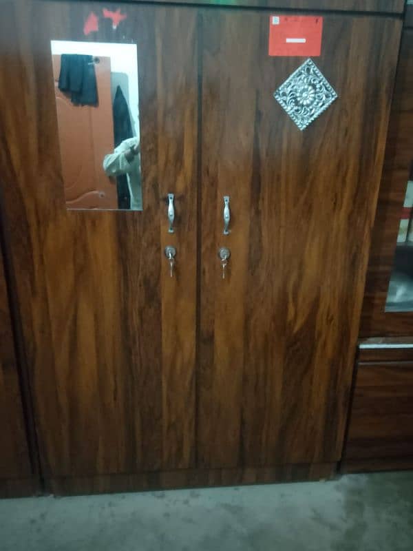 wardrobes for sale 0