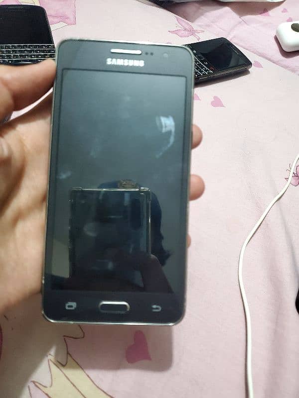 Samsung Galaxy Grand Prime 8 gb 4