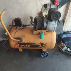 air compressor with plug charging machine