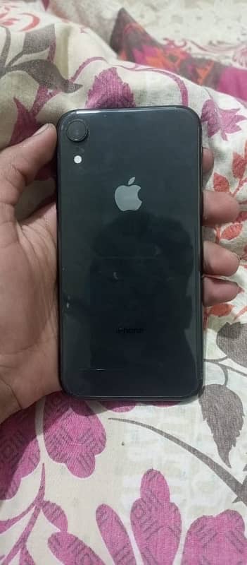 iPhone xr 64gb 10/10 condition 80 battery jv 0