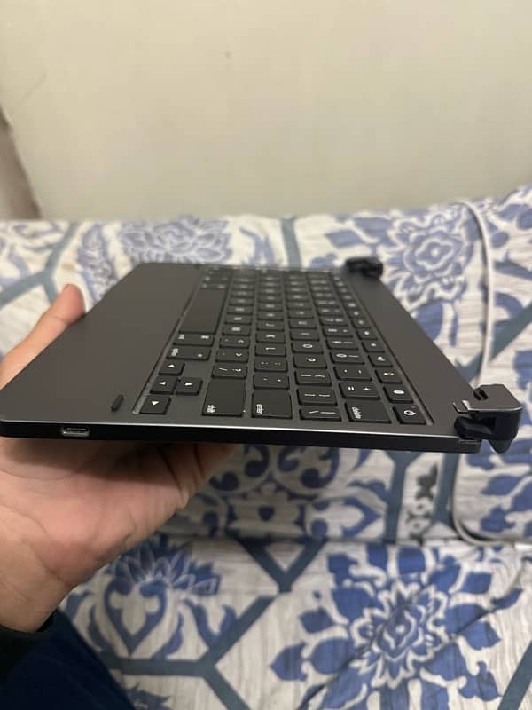 Apple ipad wireless keyboard 2