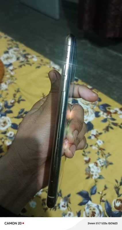 iPhone XS Max 256GB non PTA 1