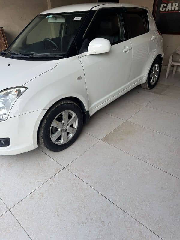 Suzuki Swift DLX 2016 (03247607332) 3