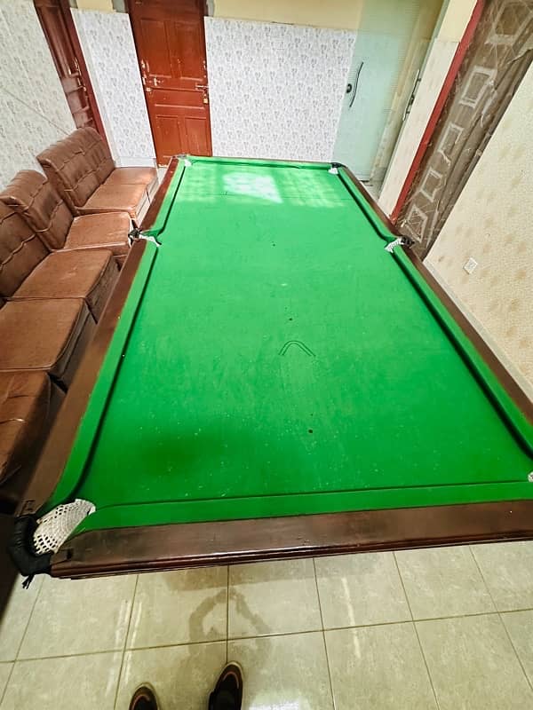 snooker or billiard table 5x10 7