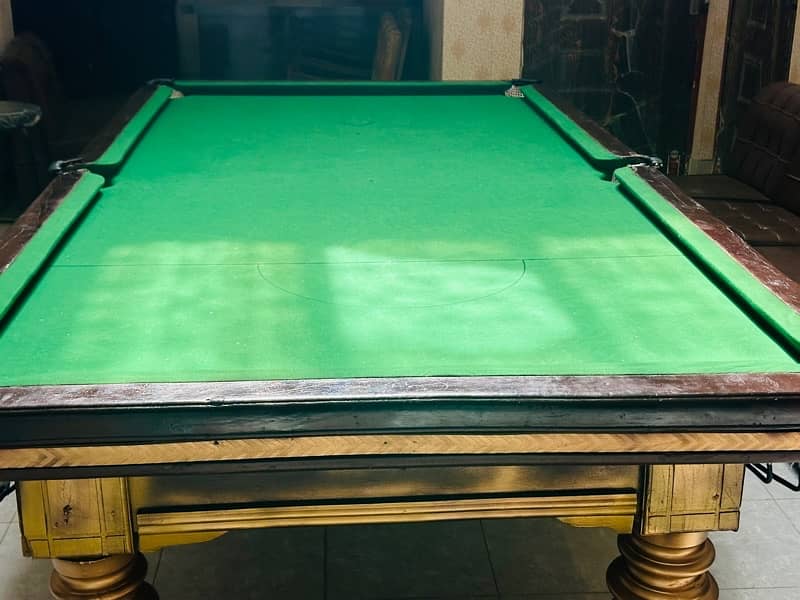 snooker or billiard table 5x10 11