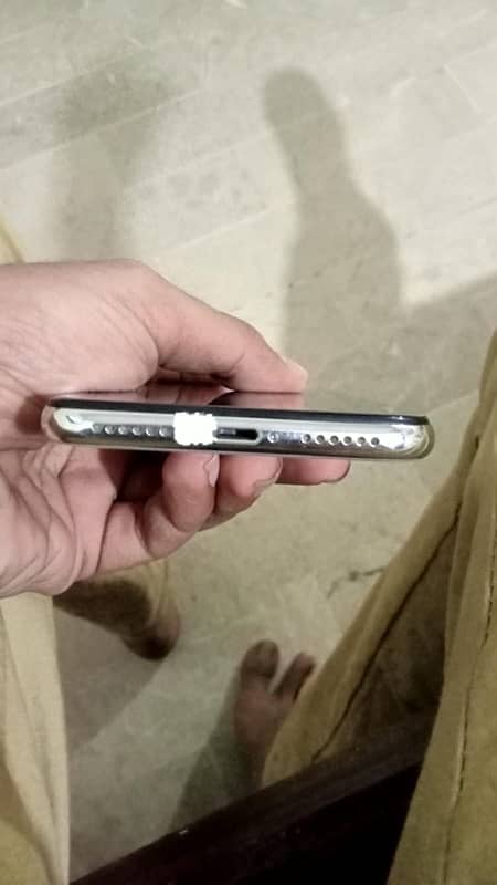 Iphone X Non PTA 3