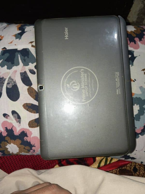 Haier Laptop y11b touch 5hr battery 6