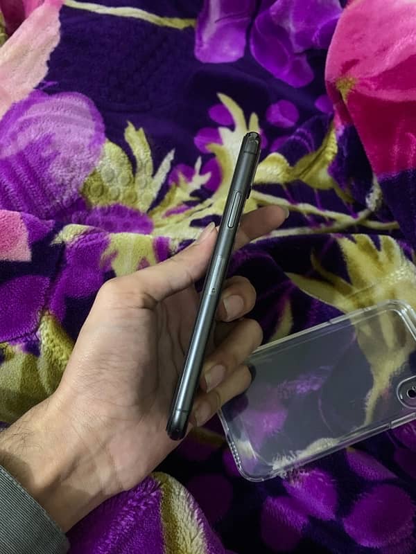 i phone xs fully new 64 GB non pta eSIM time available 5