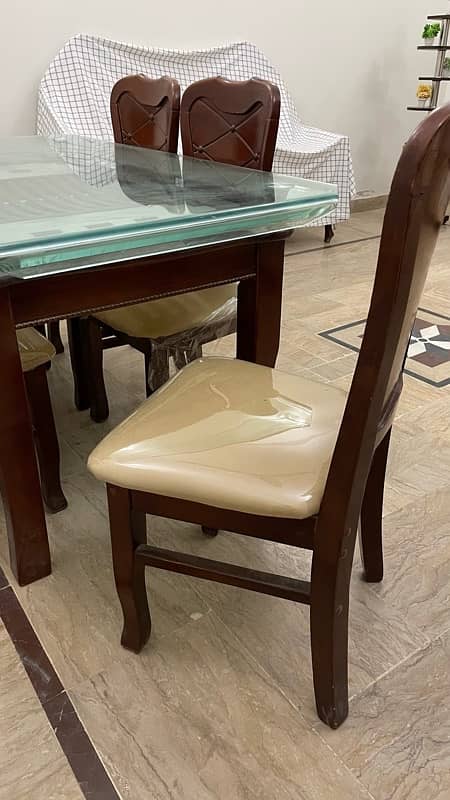 6 seater dining table 3