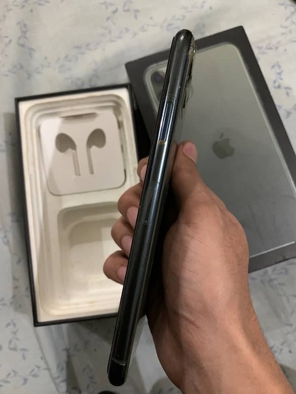 iphone 11 pro max pta approved 2