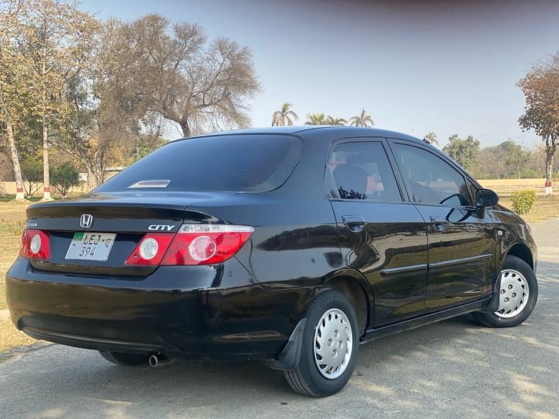 Honda City IDSI 5