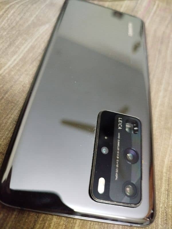 Huawei P40 Pro (read ad) 4