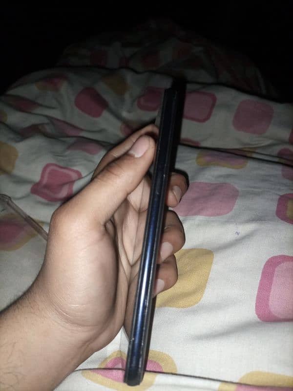 oppo A5s 3/32 condition 10/10 contact 03082395900 1