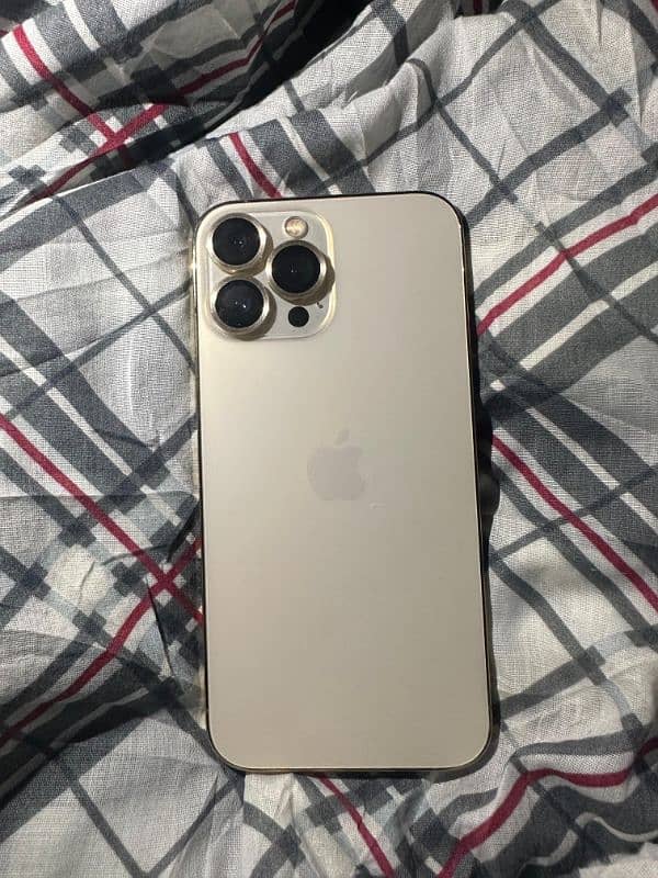 Iphone 13 pro max 512Gb Golden 3