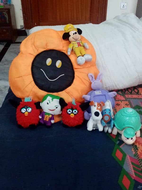 stuffed toys in excellent condition 6