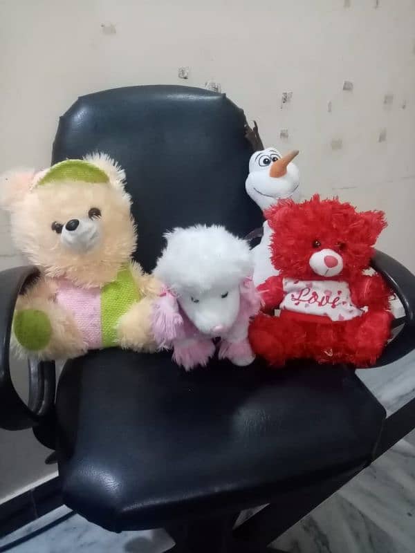 stuffed toys in excellent condition 13