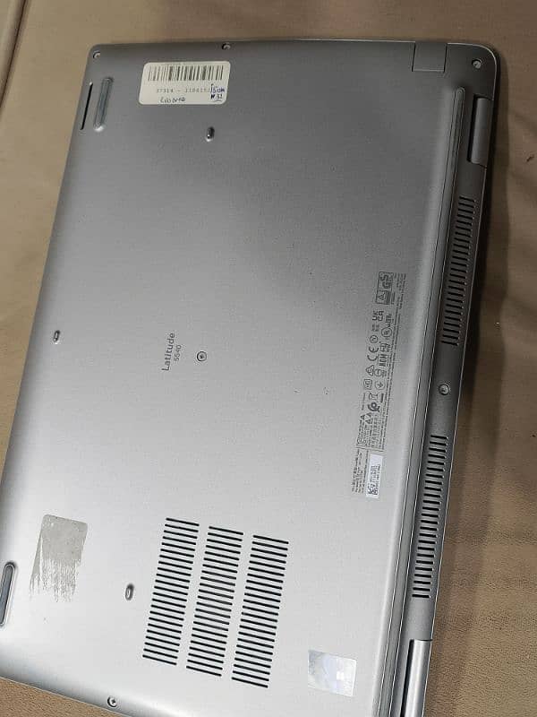 Dell latitude 5540 i5 13th gen 16Ram 512gb nvme 3