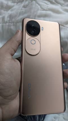 vivo v40e for only month use box Open condition