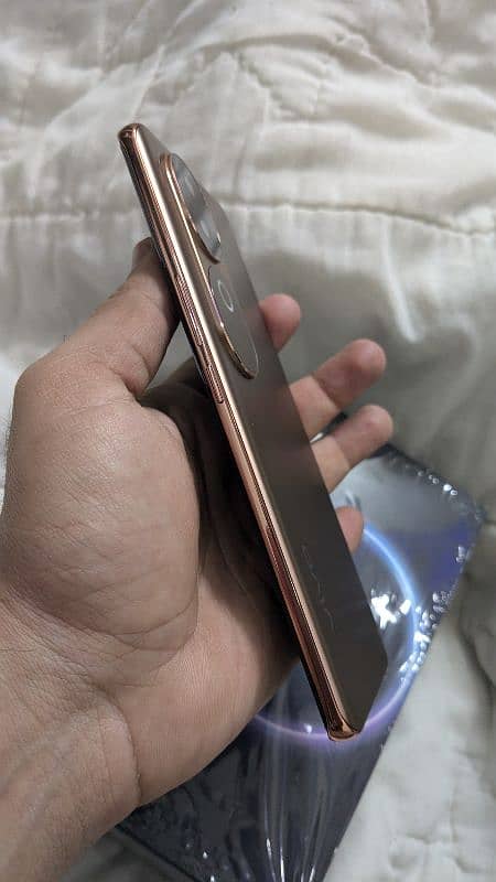 vivo v40e for only month use box Open condition 4