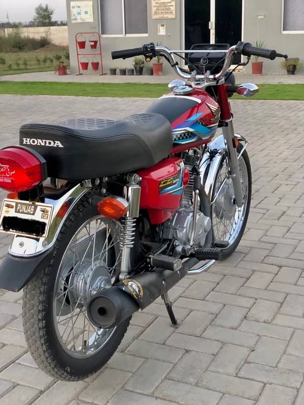 honda 125 2024 4