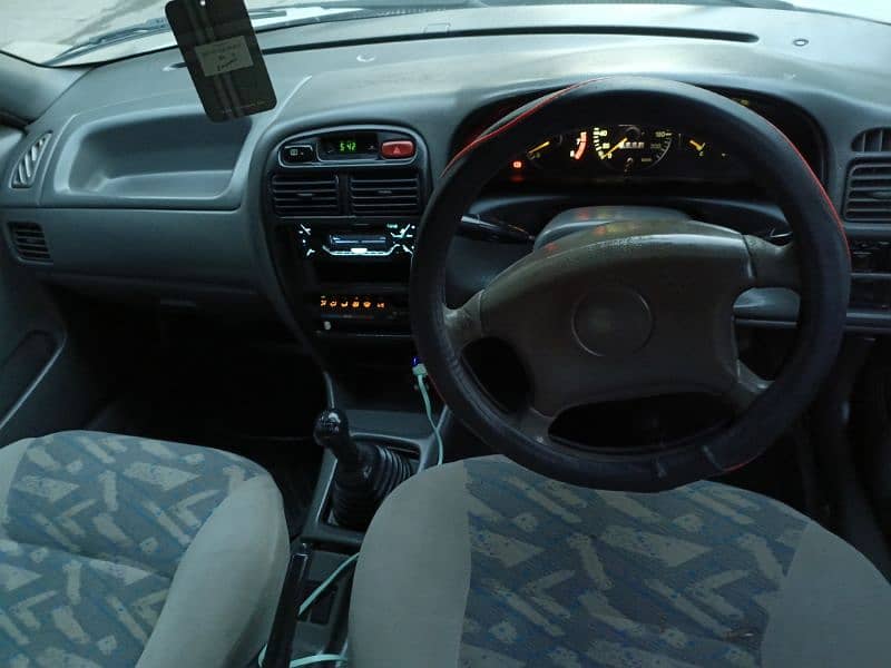 Suzuki Baleno 2004 8