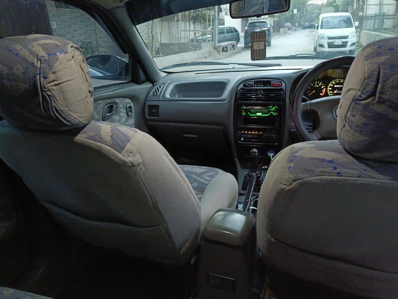 Suzuki Baleno 2004 12