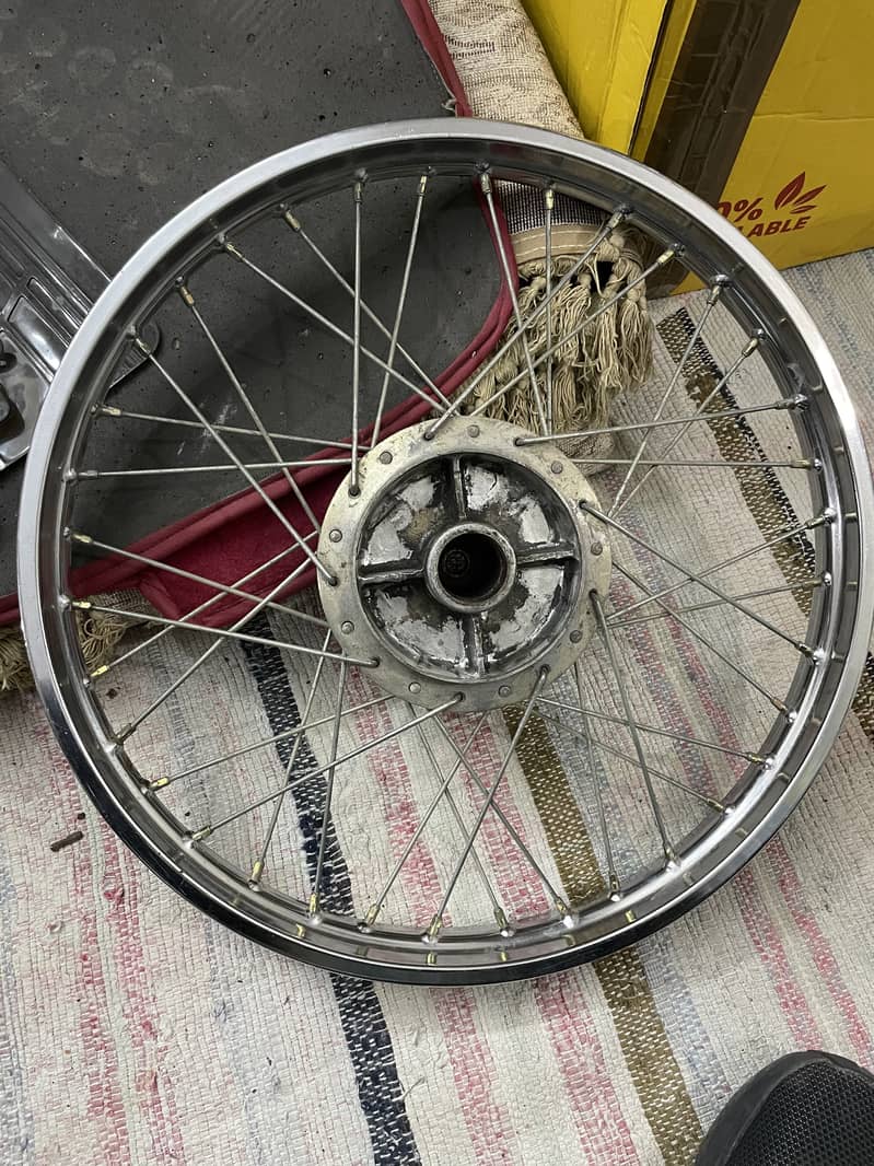 Yamaha Rx115 1988 Genuine Rims Japan Excellent condition with tyres 1