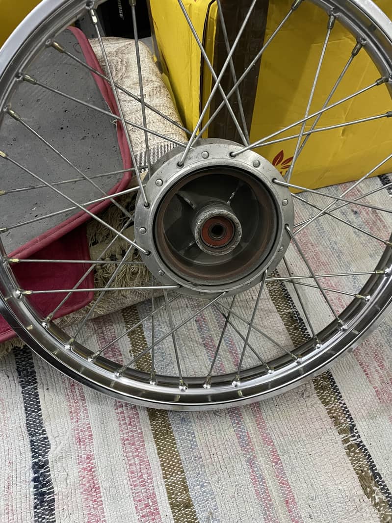 Yamaha Rx115 1988 Genuine Rims Japan Excellent condition with tyres 2