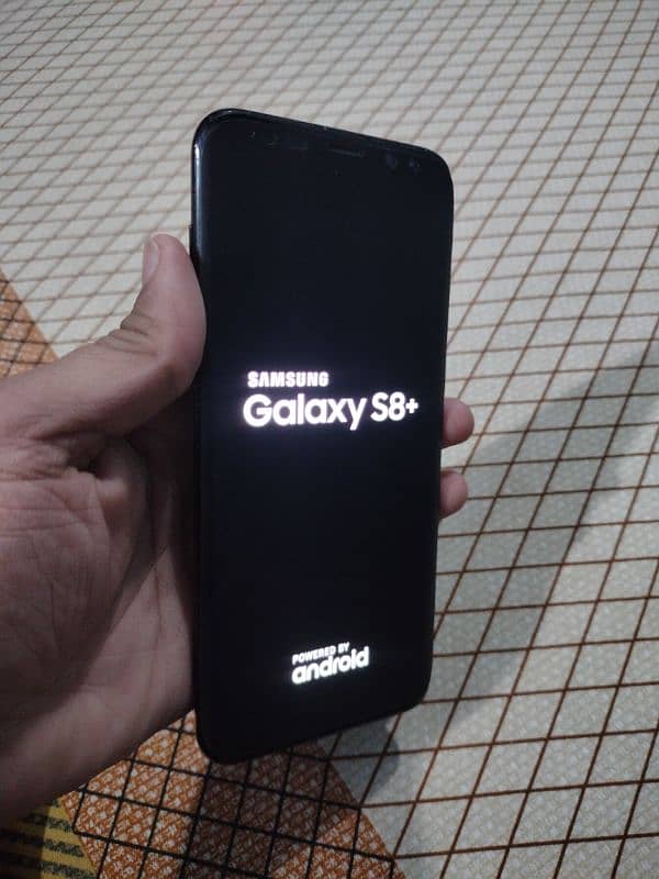 Samsung S8+ Black 1