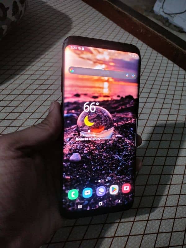 Samsung S8+ Black 7