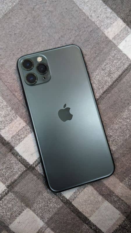 iphone 11 pro 256gb midnight green 1