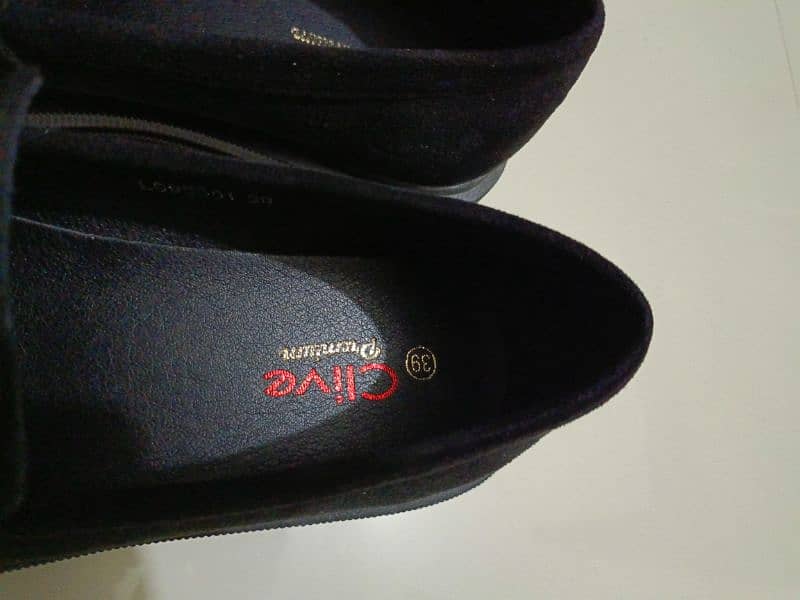 New and packed Original CLIVE loafers for women best quality 3