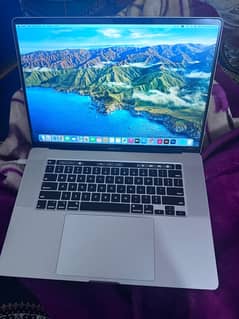 MACBOOK PRO 16” Core i7 2019