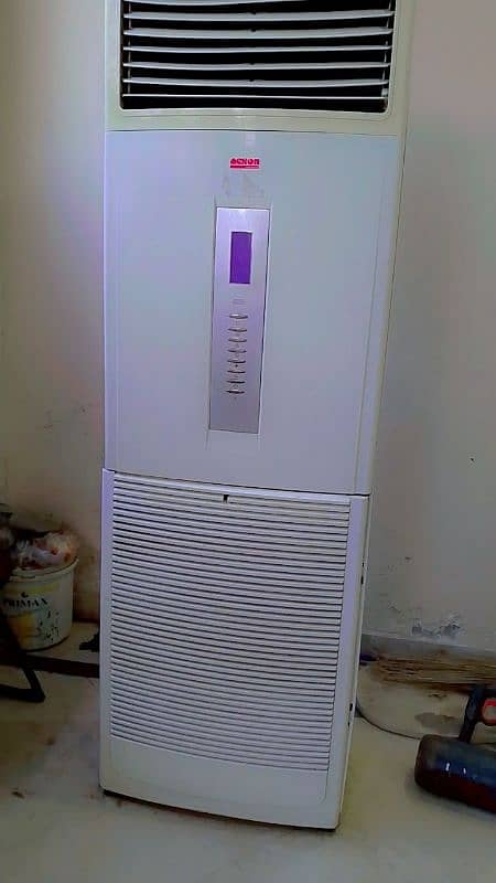 ACSON FLOOR STANDING CABINET 04 TON ORIGINAL GAS . ONLY 230,000/- 0