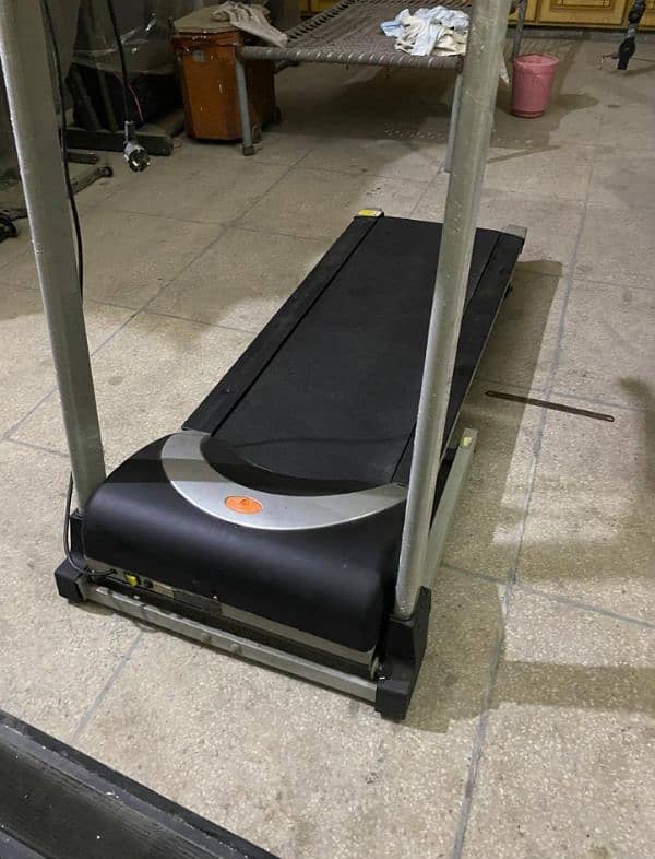 American Fitness Treadmill 5