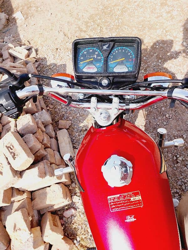 Urgent Sale of Honda 125 2