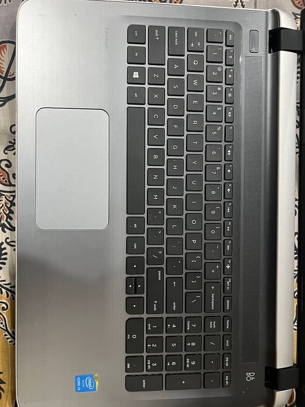 HP Pavilion AB216TU 1