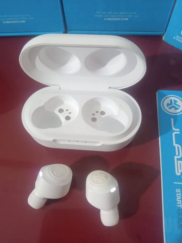 JLab earbuds original USA available (0370-2090709) 12